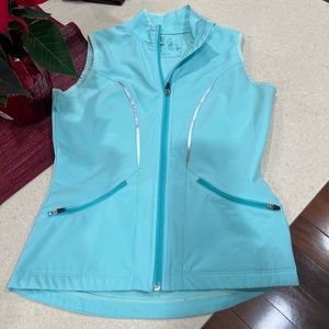 Lucy blue vest small